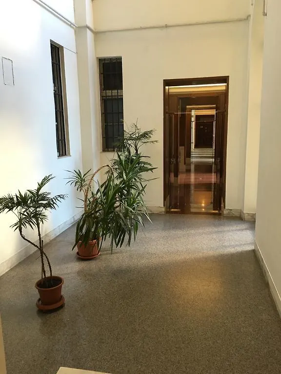 B&B 95 Spezie 2*, Rome Italy
